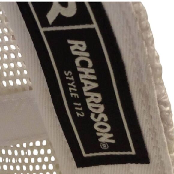 Trucker hat, bird, new - Picture 5 of 6